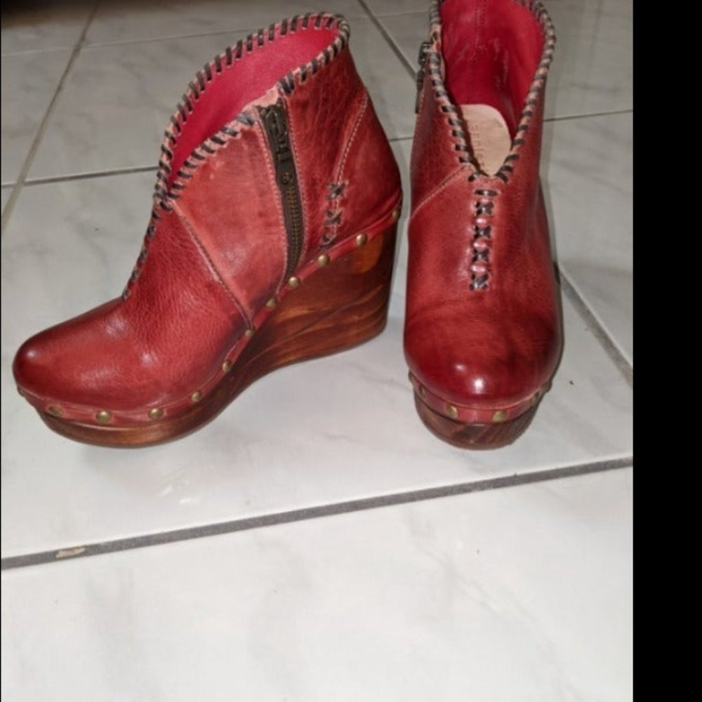 Bed Stu Marina Wedge Boot size 9